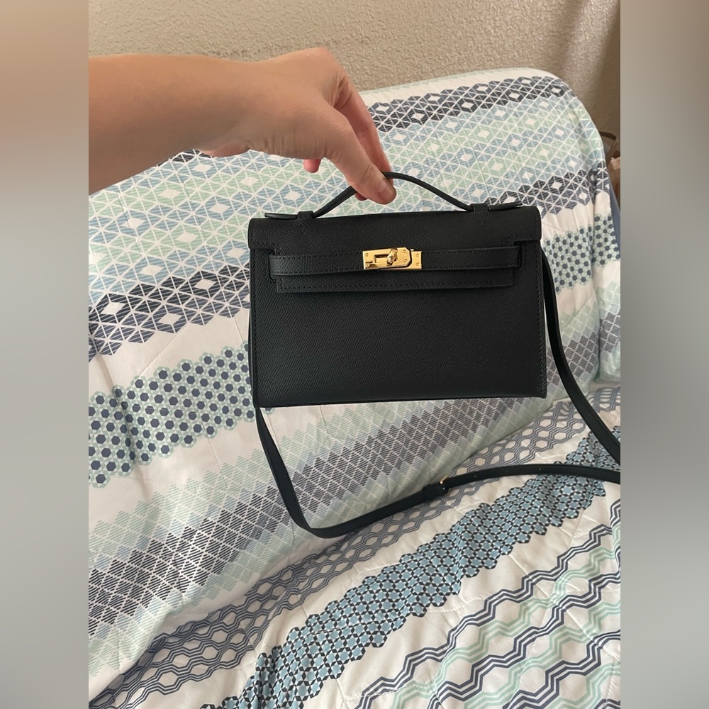 Black little bag ( mini Kelly dupe )